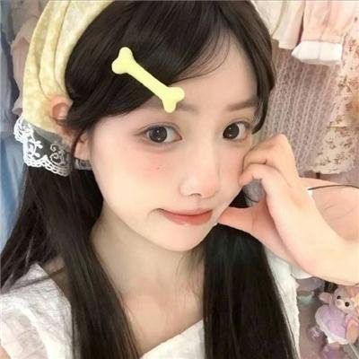 女学生和亨利先生